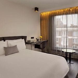 Superior Zimmer mit Kingsize-Bett